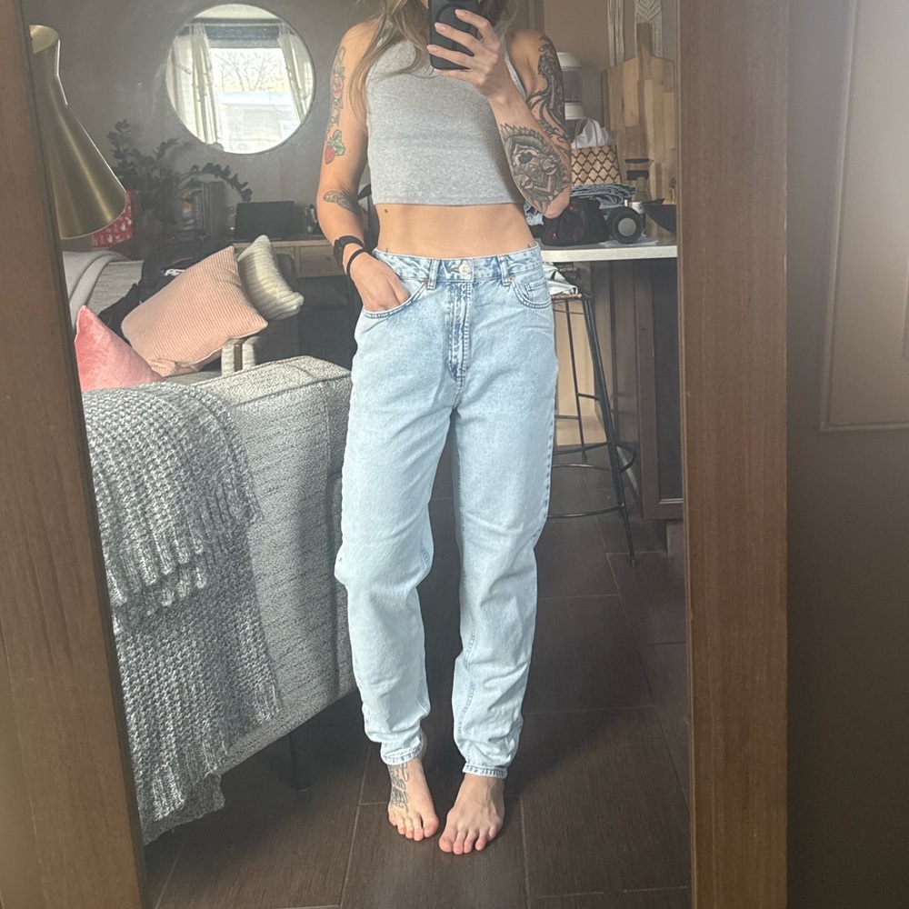 BDG Light Wash Boyfriend Jeans